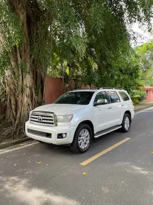 Toyota Sequoia