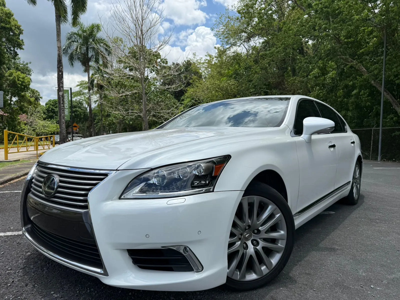 Preview imagenes del auto