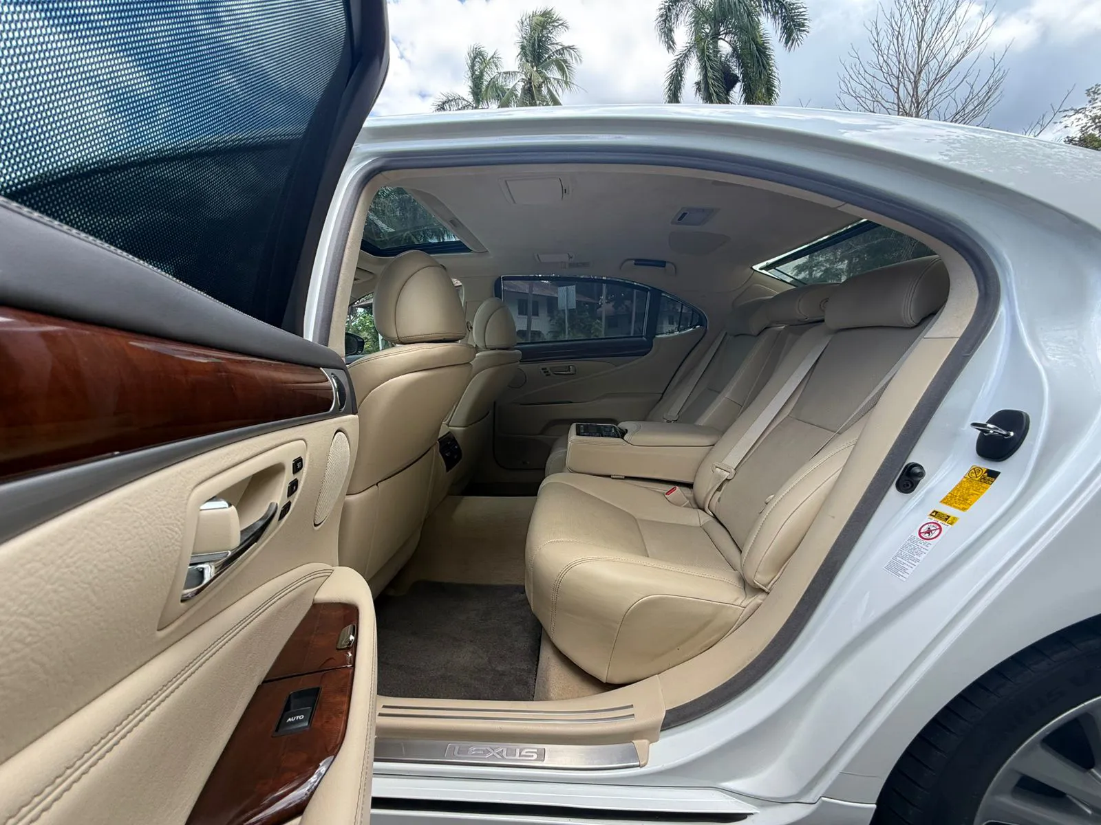 Preview imagenes del auto