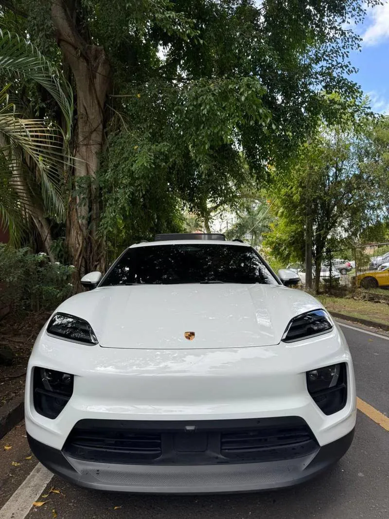 Preview imagenes del auto