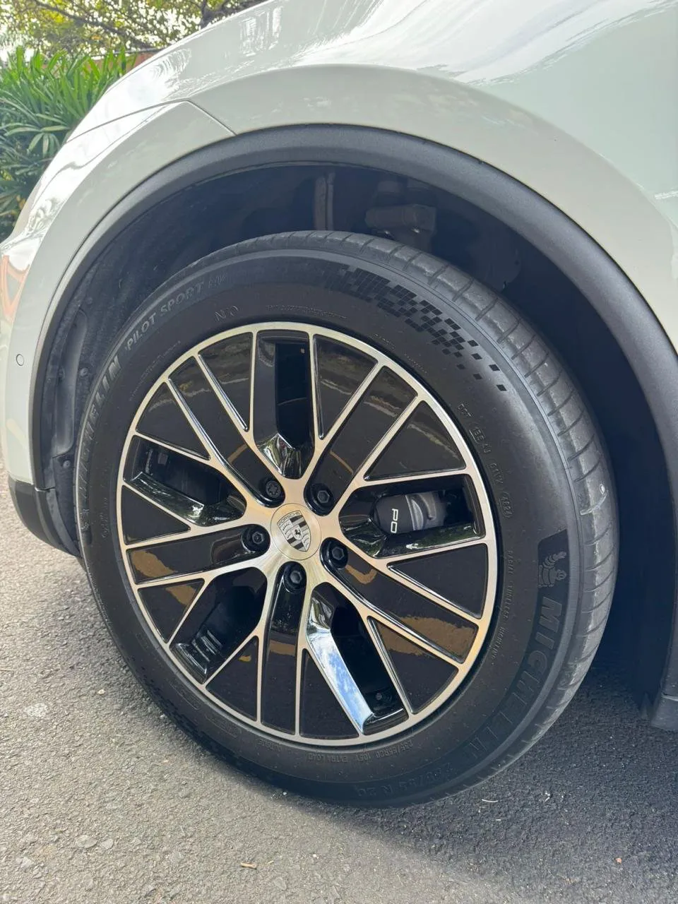 Preview imagenes del auto