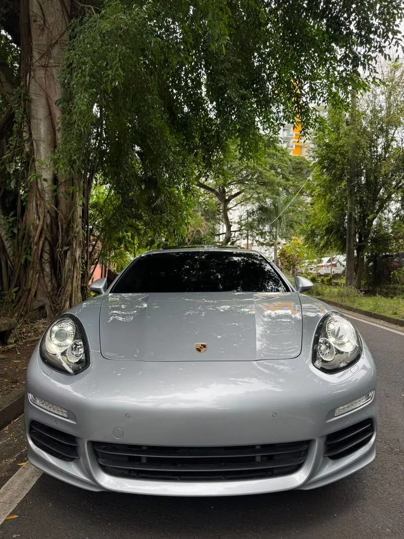 Preview imagenes del auto