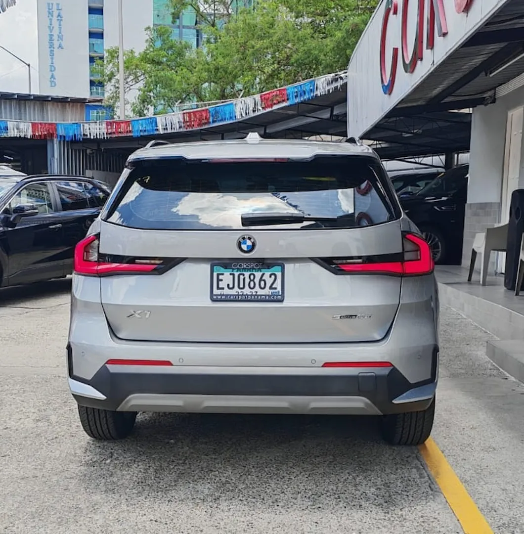 Preview imagenes del auto