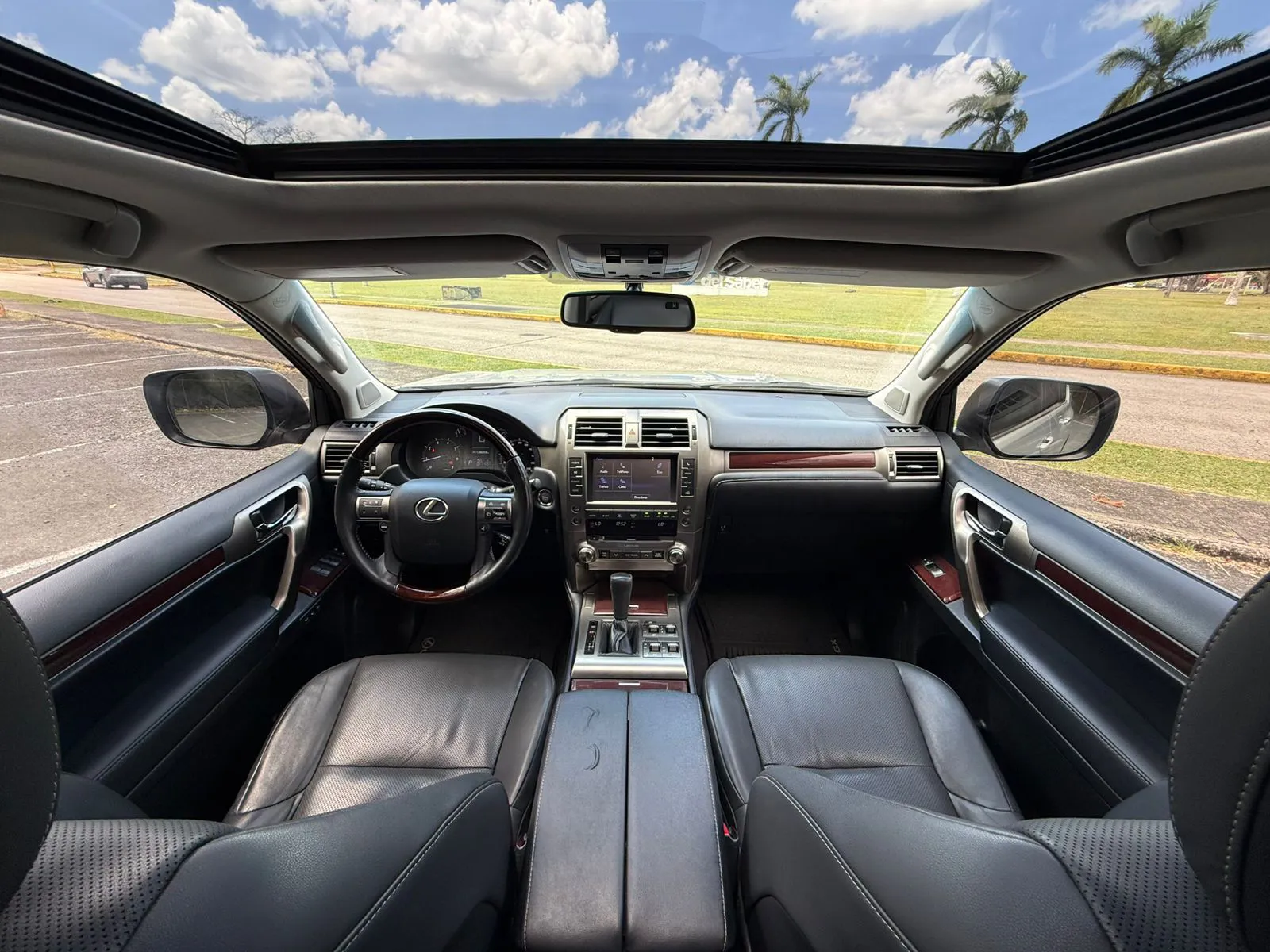 Preview imagenes del auto