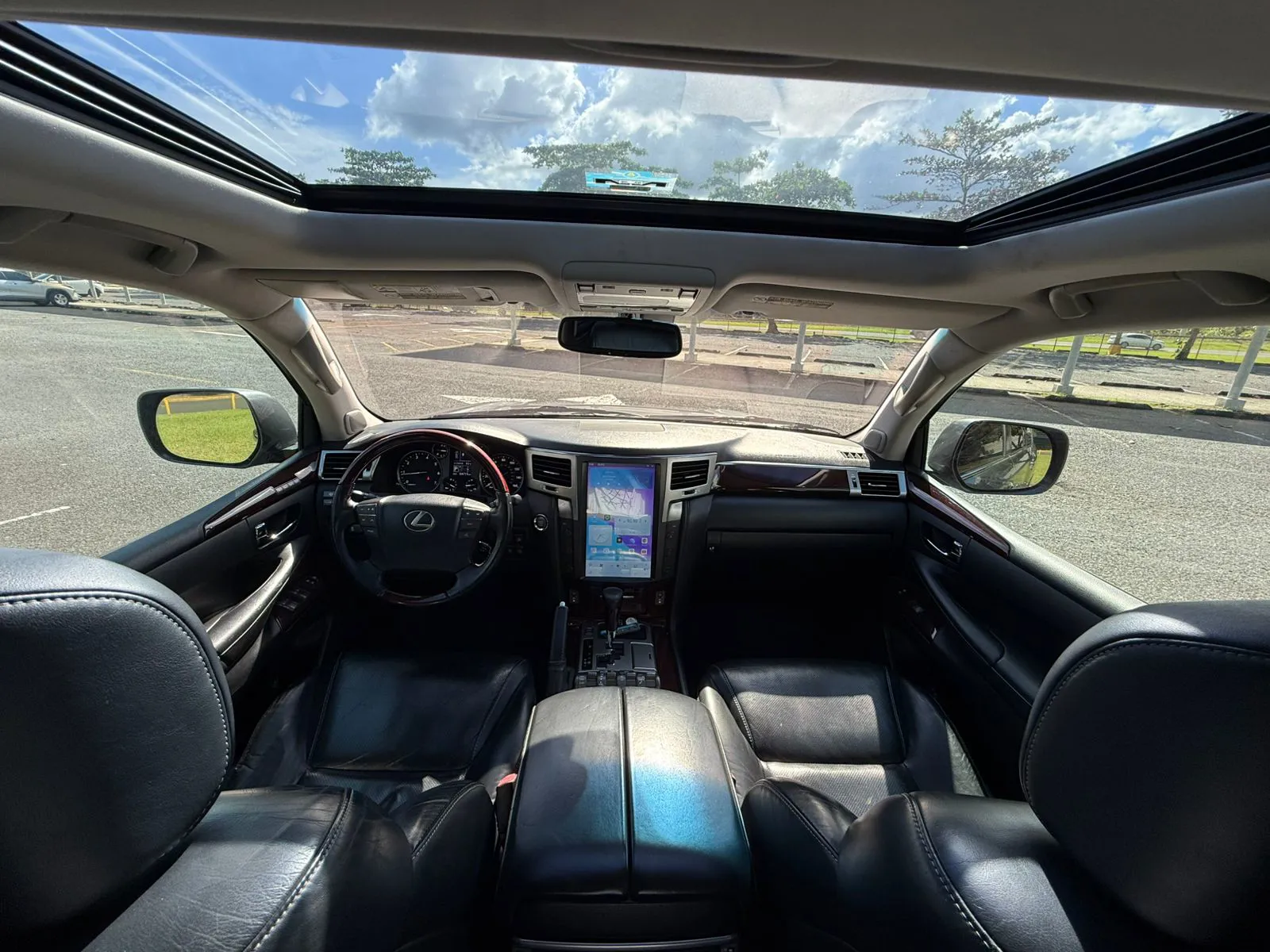 Preview imagenes del auto