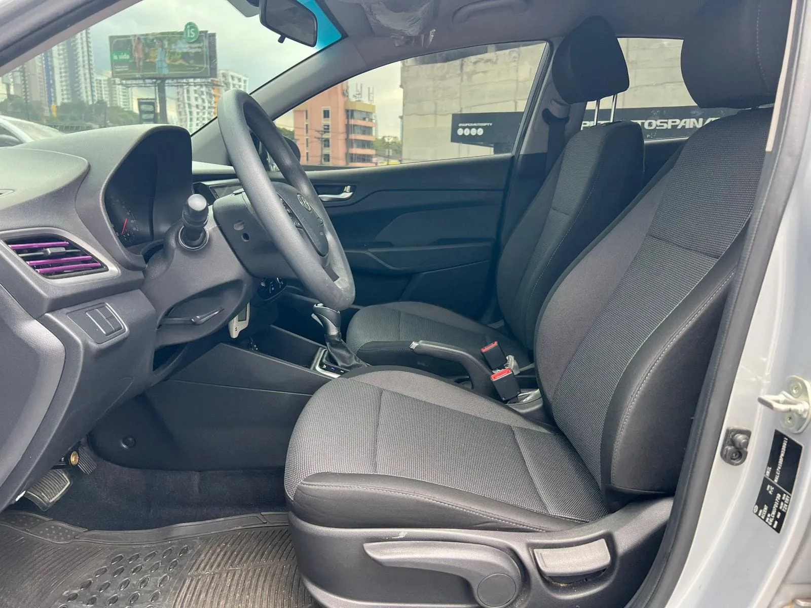 Preview imagenes del auto