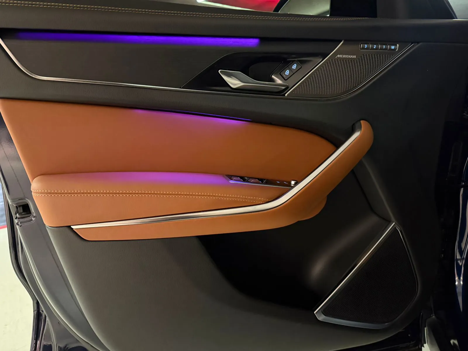 Preview imagenes del auto