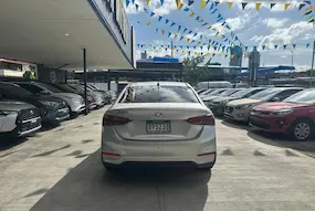 Preview imagenes del auto