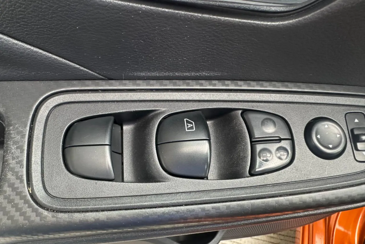Preview imagenes del auto