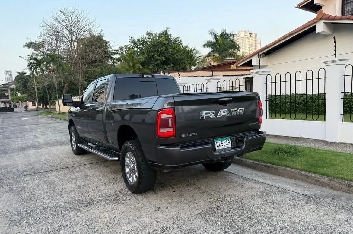 Preview imagenes del auto