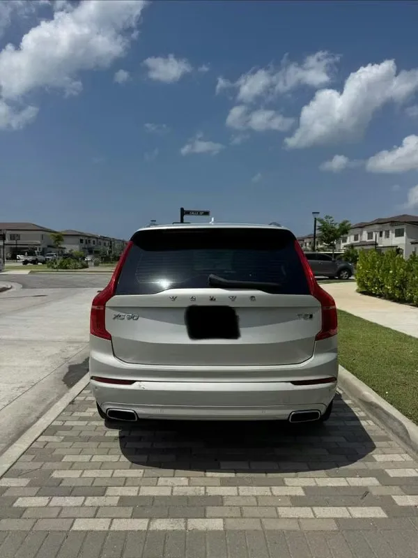 Preview imagenes del auto