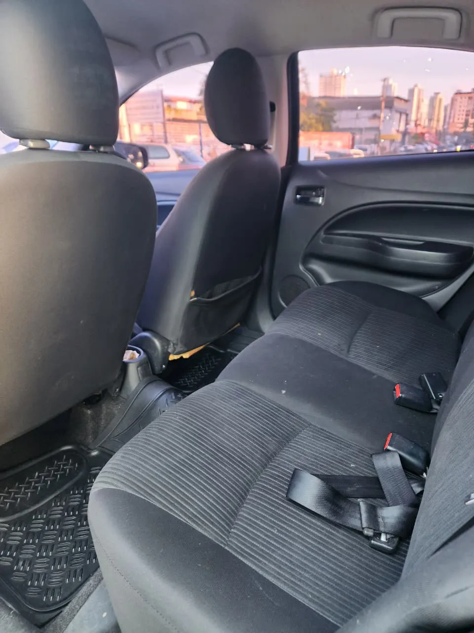 Preview imagenes del auto