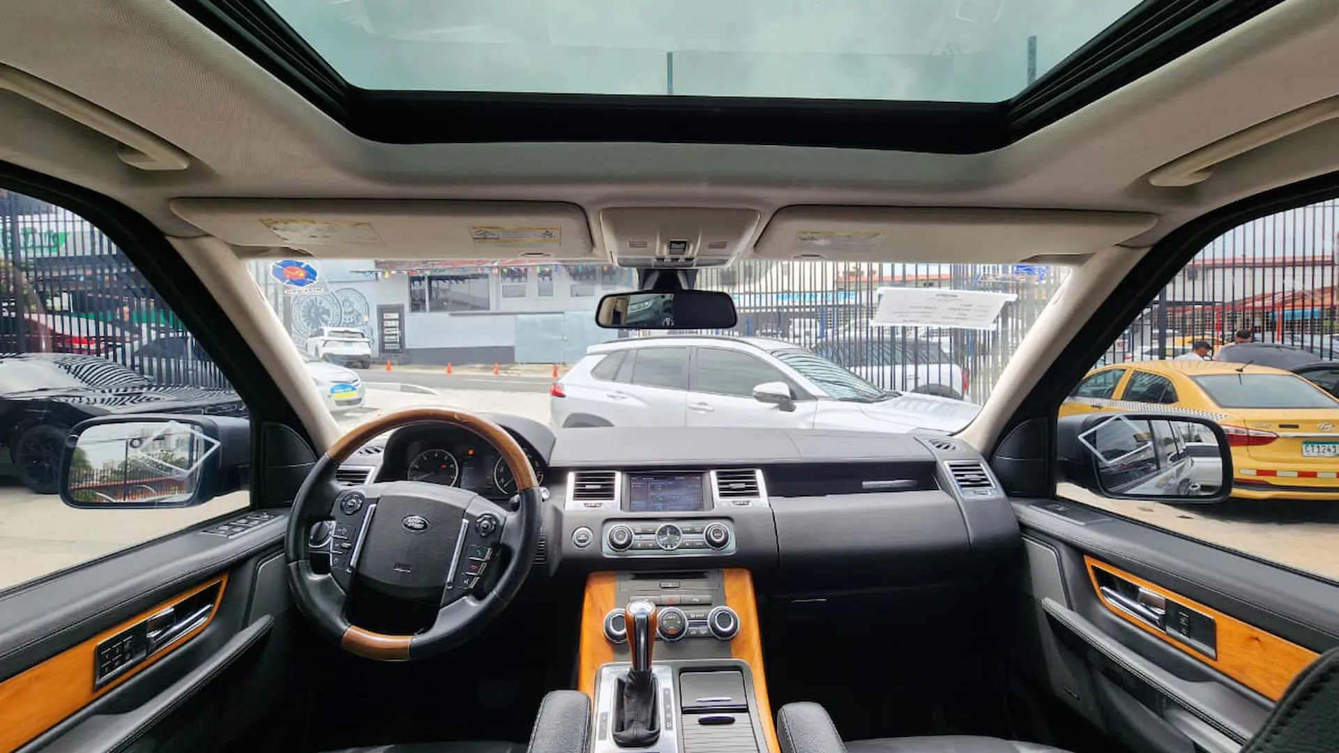 Preview imagenes del auto