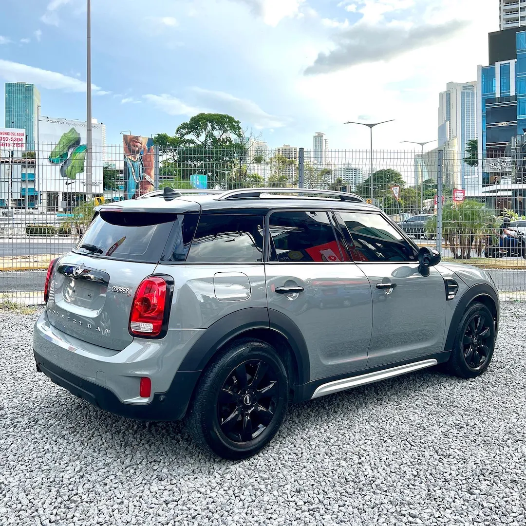 Preview imagenes del auto