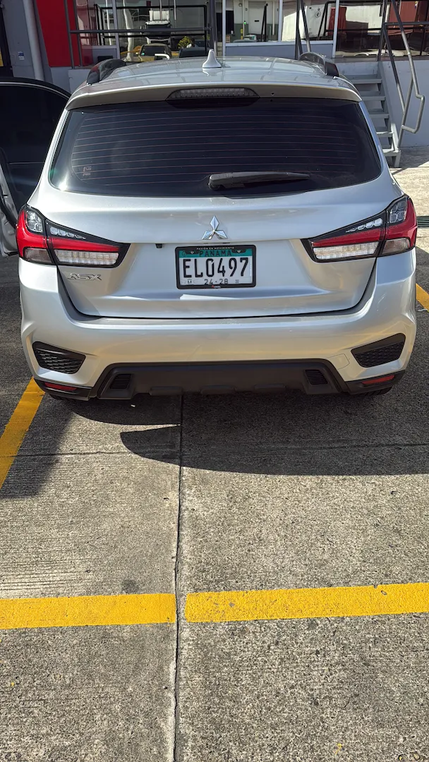 Preview imagenes del auto