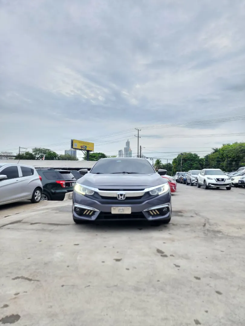 Preview imagenes del auto