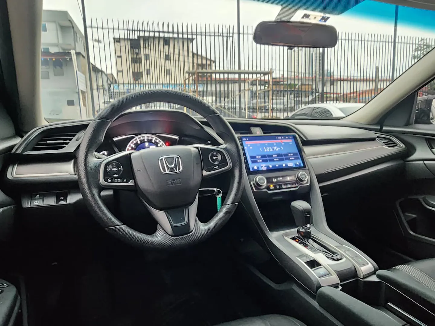 Preview imagenes del auto