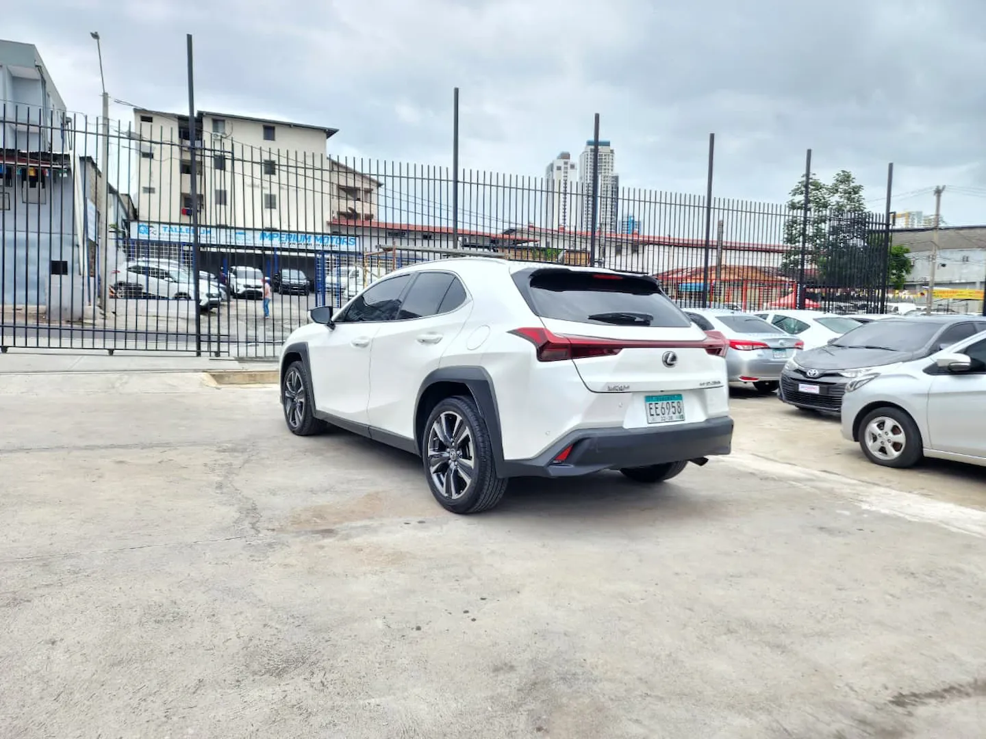 Preview imagenes del auto