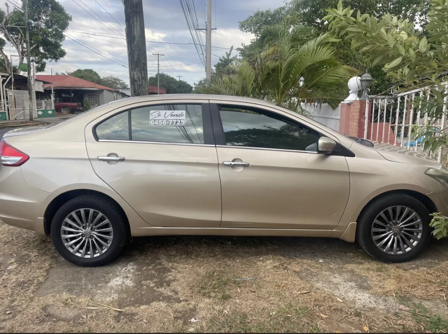 Preview imagenes del auto