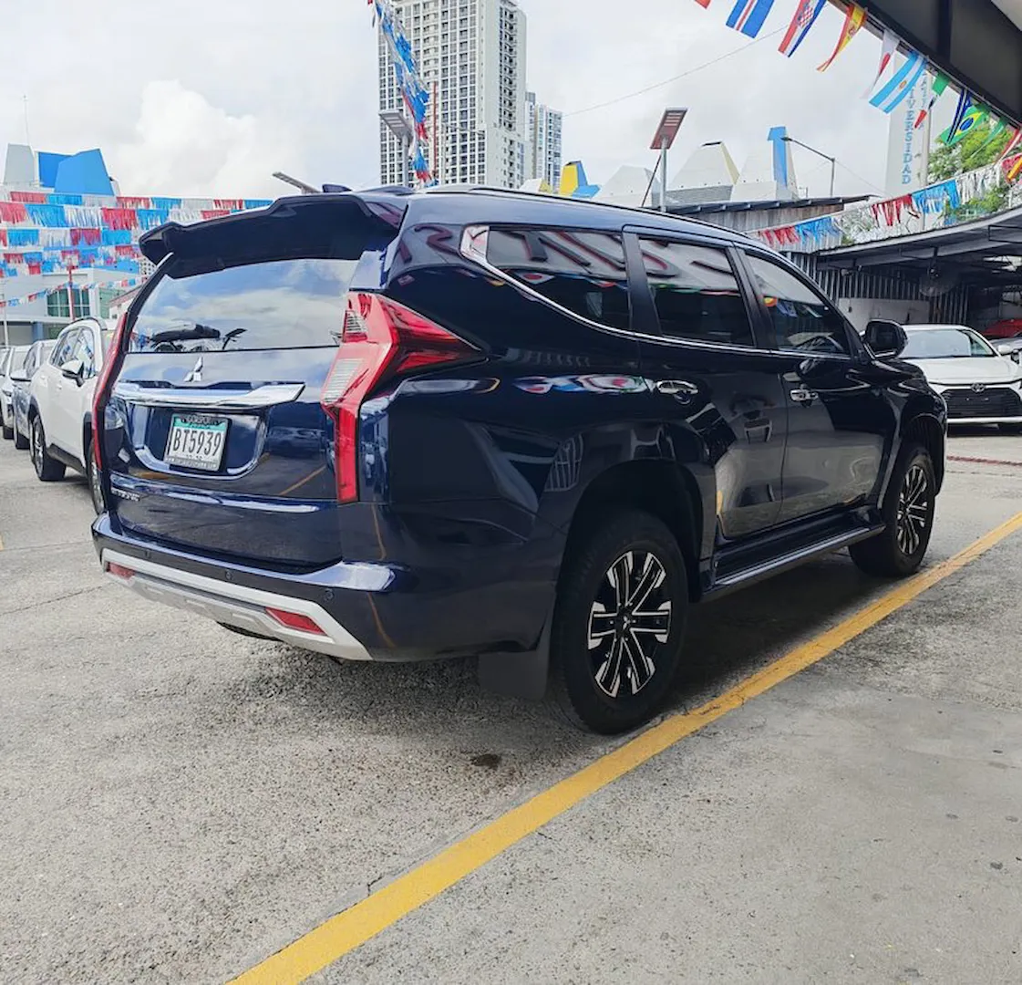 Preview imagenes del auto