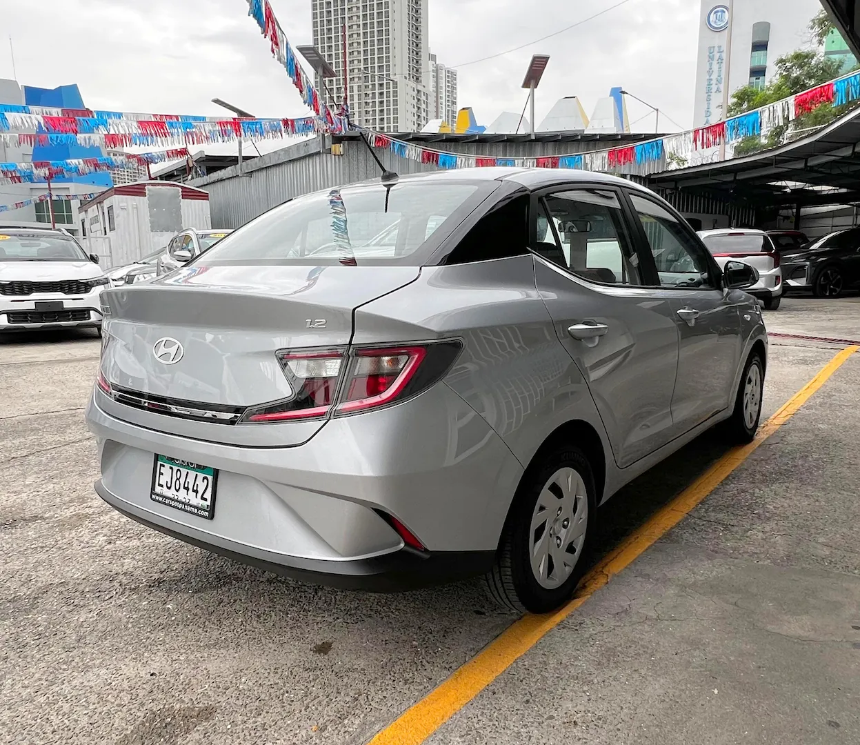 Preview imagenes del auto