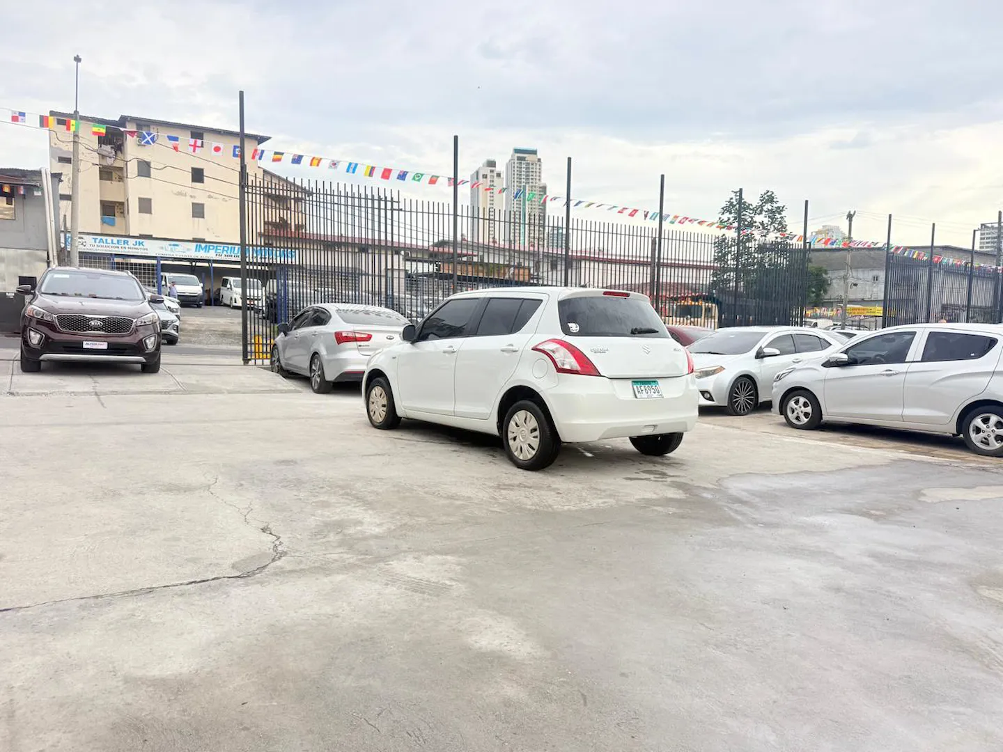 Preview imagenes del auto