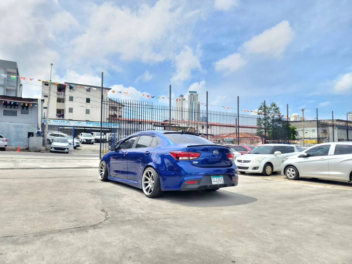 Preview imagenes del auto