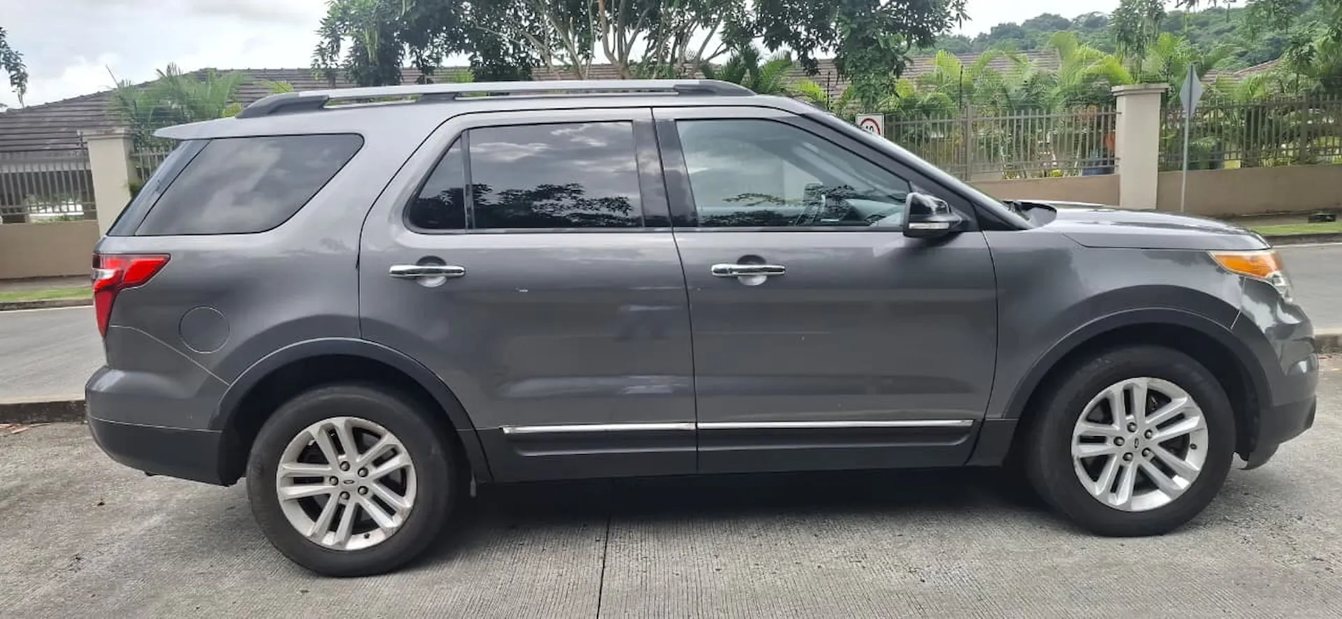 Preview imagenes del auto