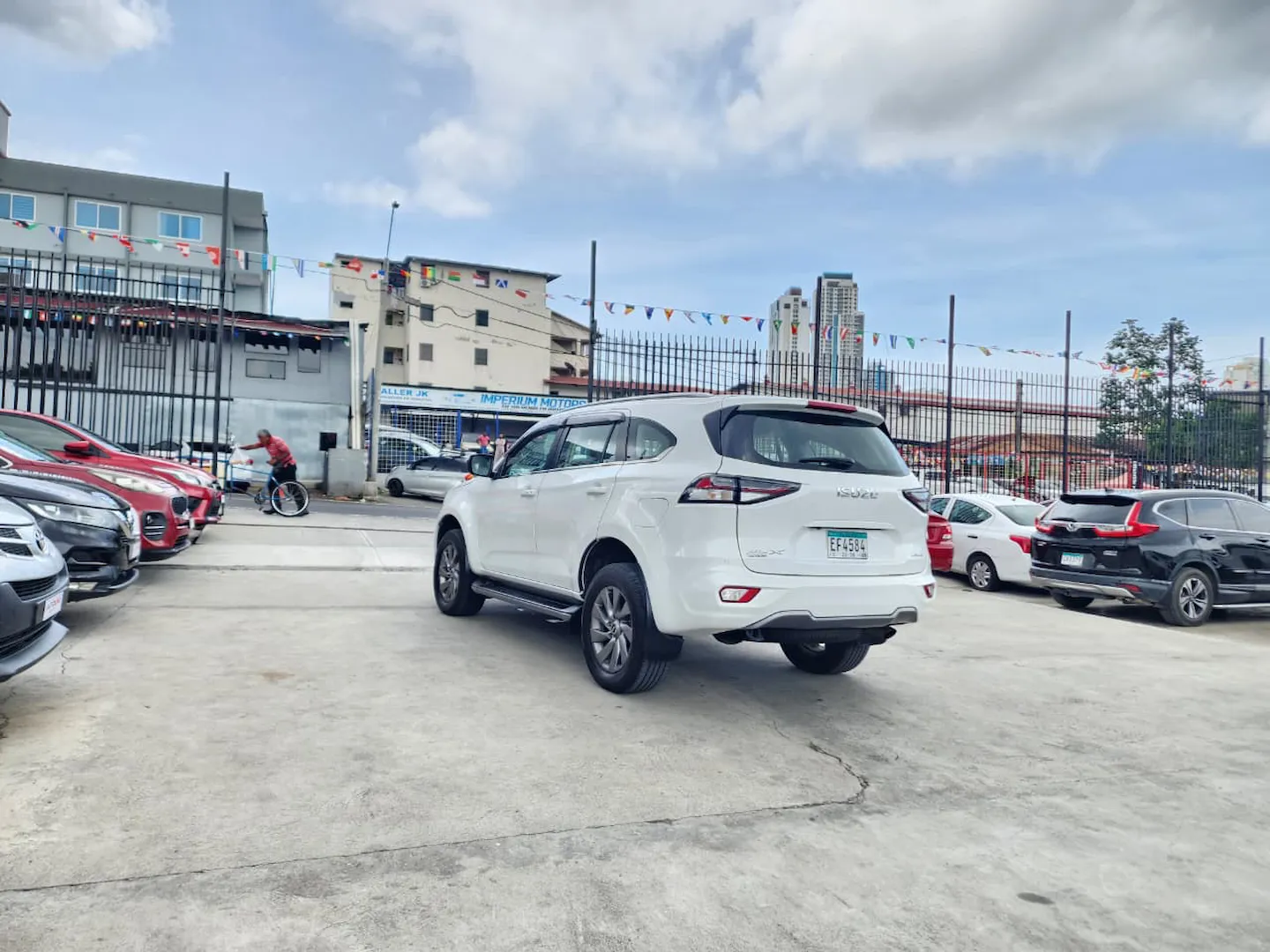 Preview imagenes del auto