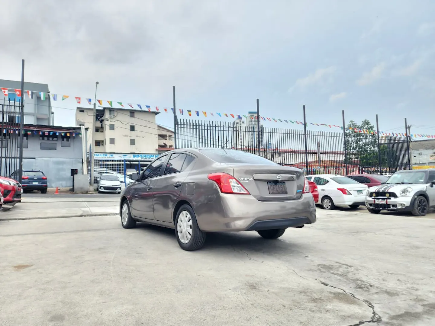 Preview imagenes del auto