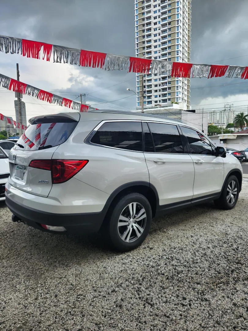 Preview imagenes del auto