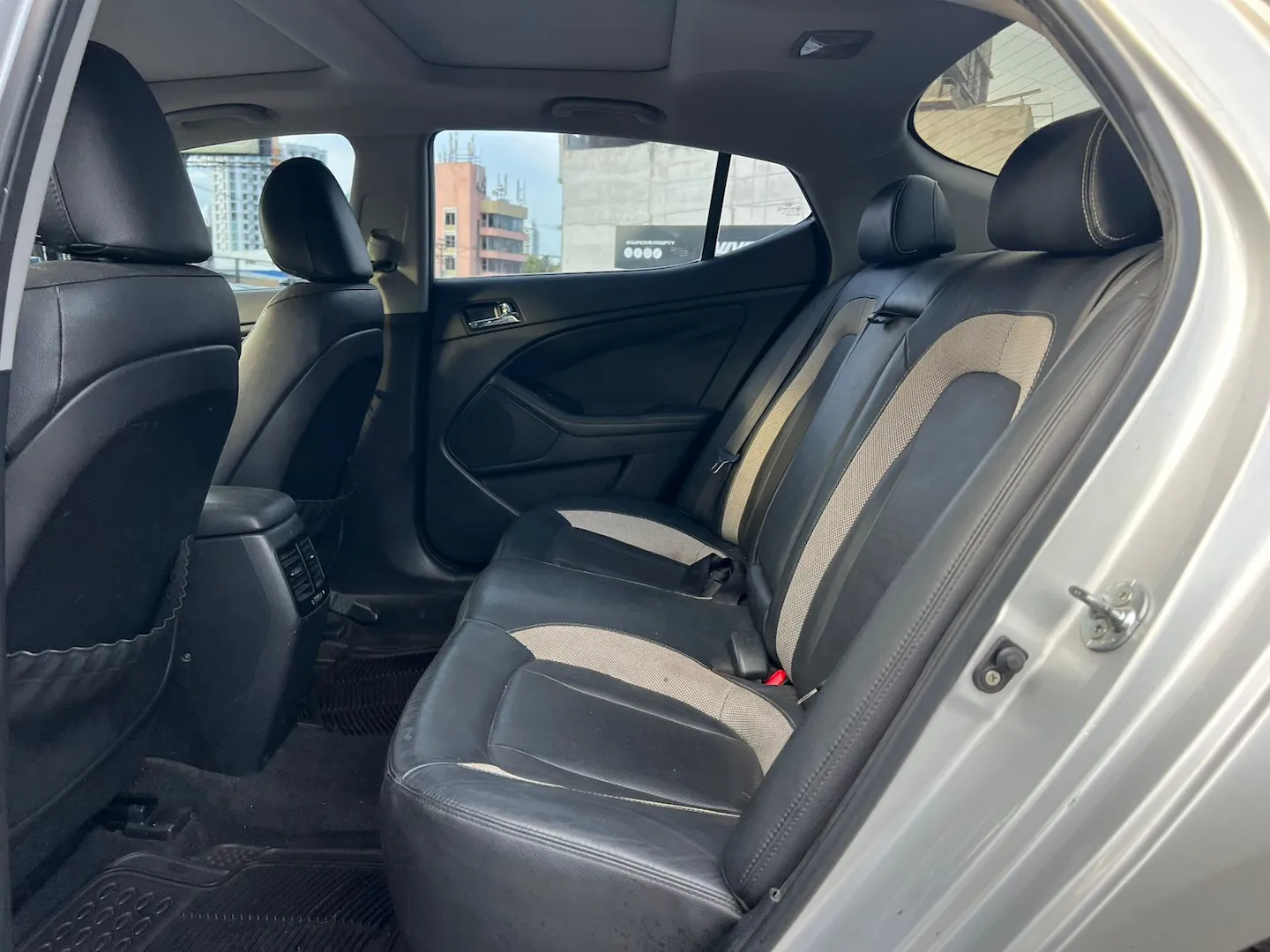 Preview imagenes del auto