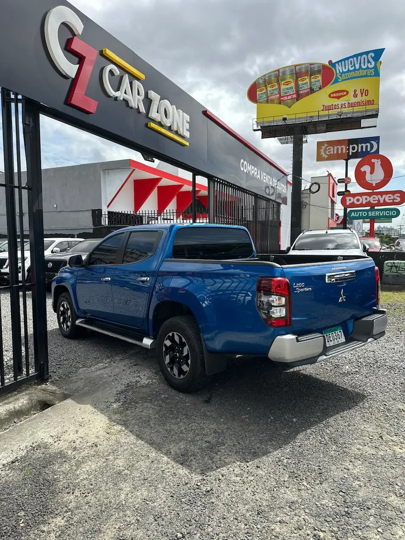 Preview imagenes del auto