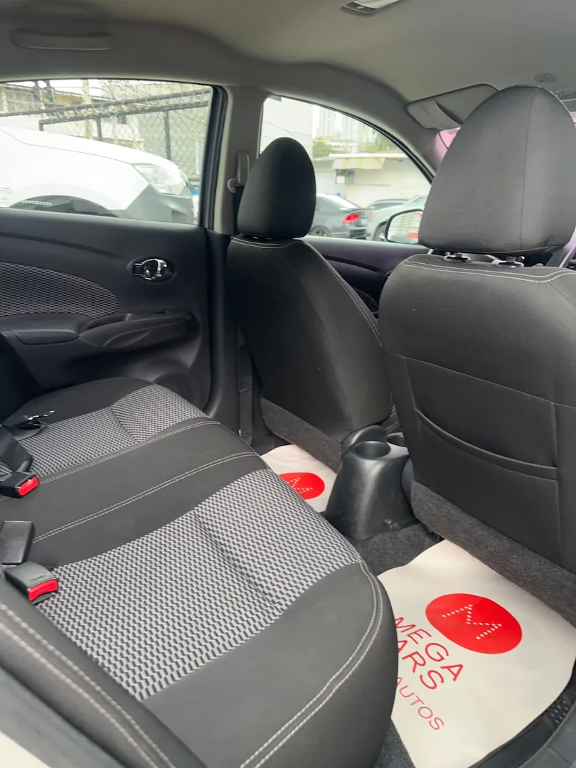 Preview imagenes del auto