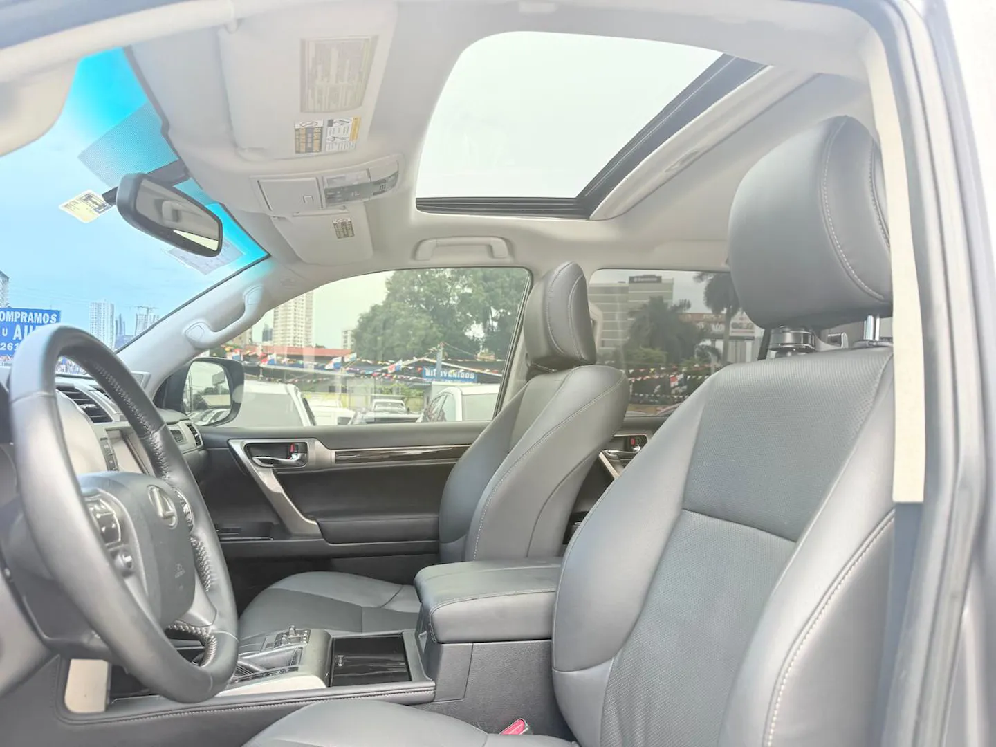 Preview imagenes del auto