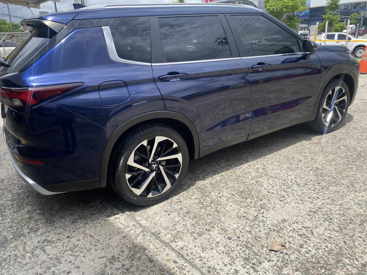 Preview imagenes del auto