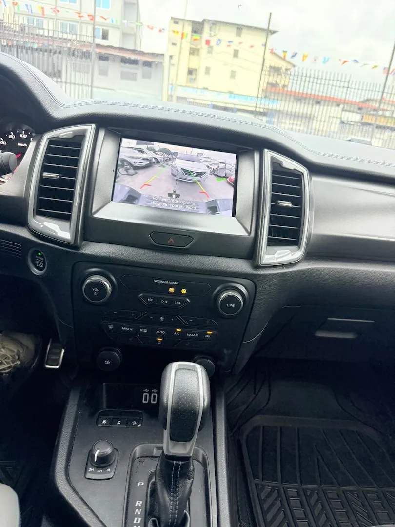 Preview imagenes del auto