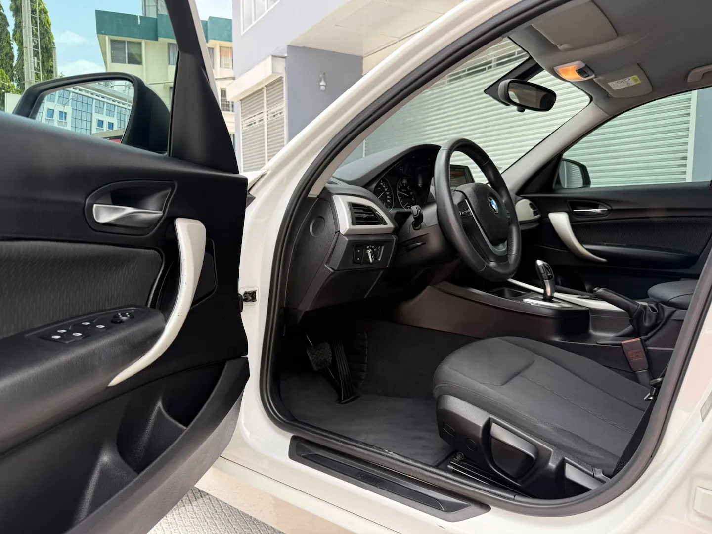 Preview imagenes del auto