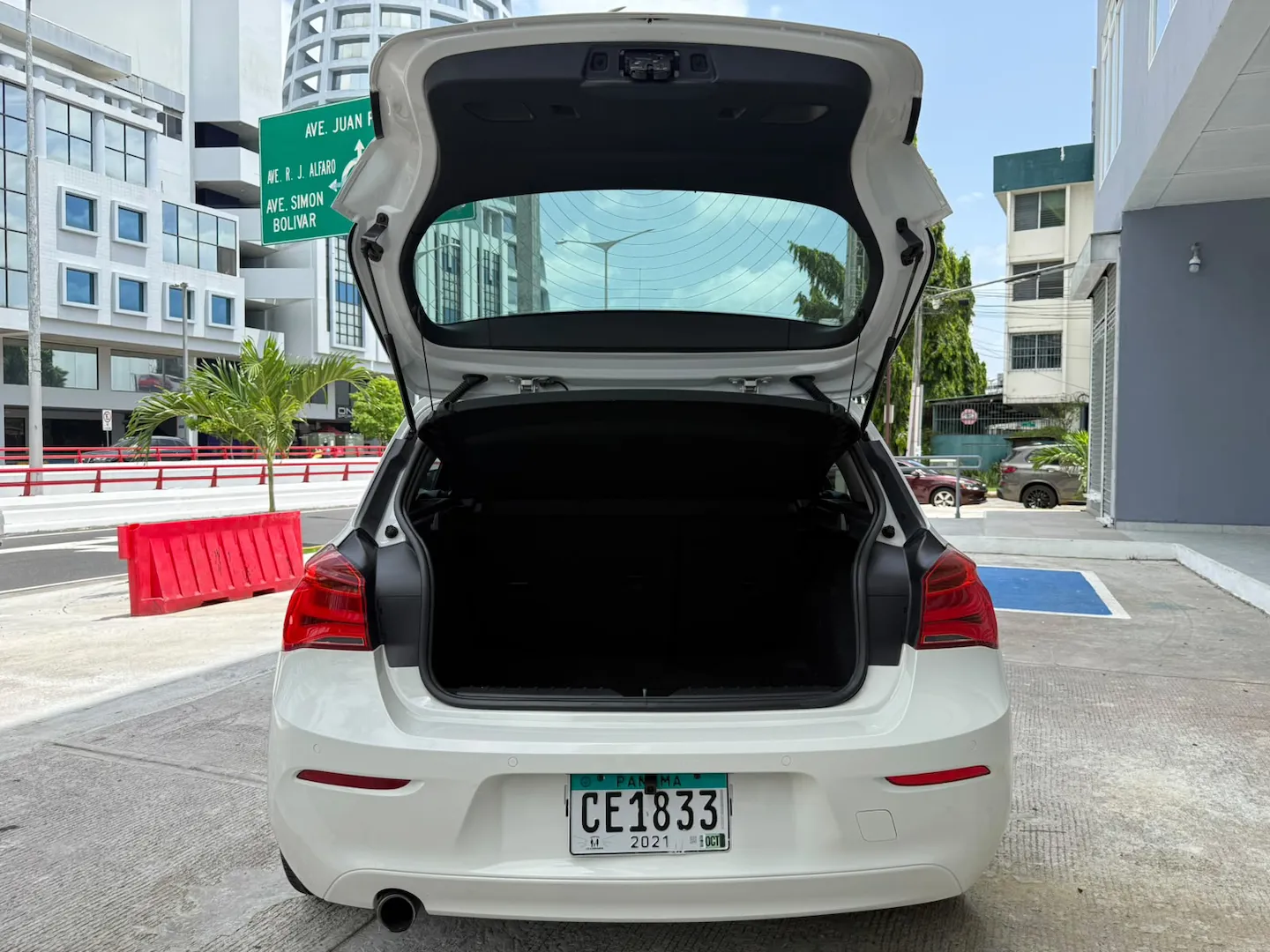 Preview imagenes del auto