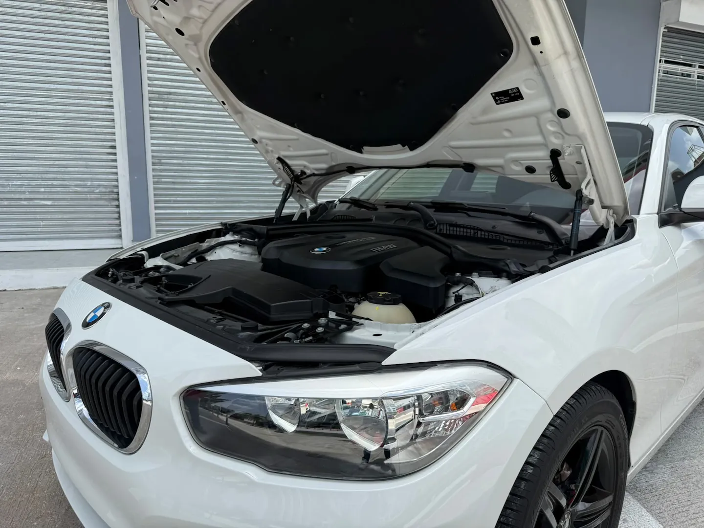 Preview imagenes del auto