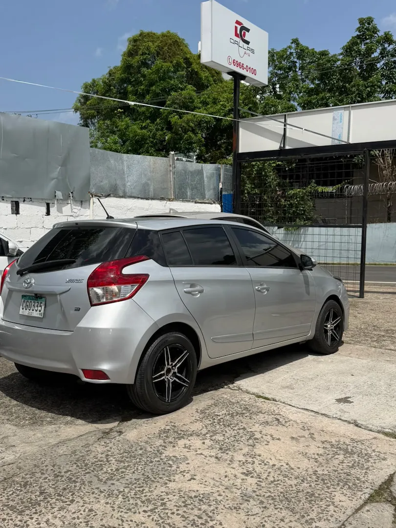 Preview imagenes del auto