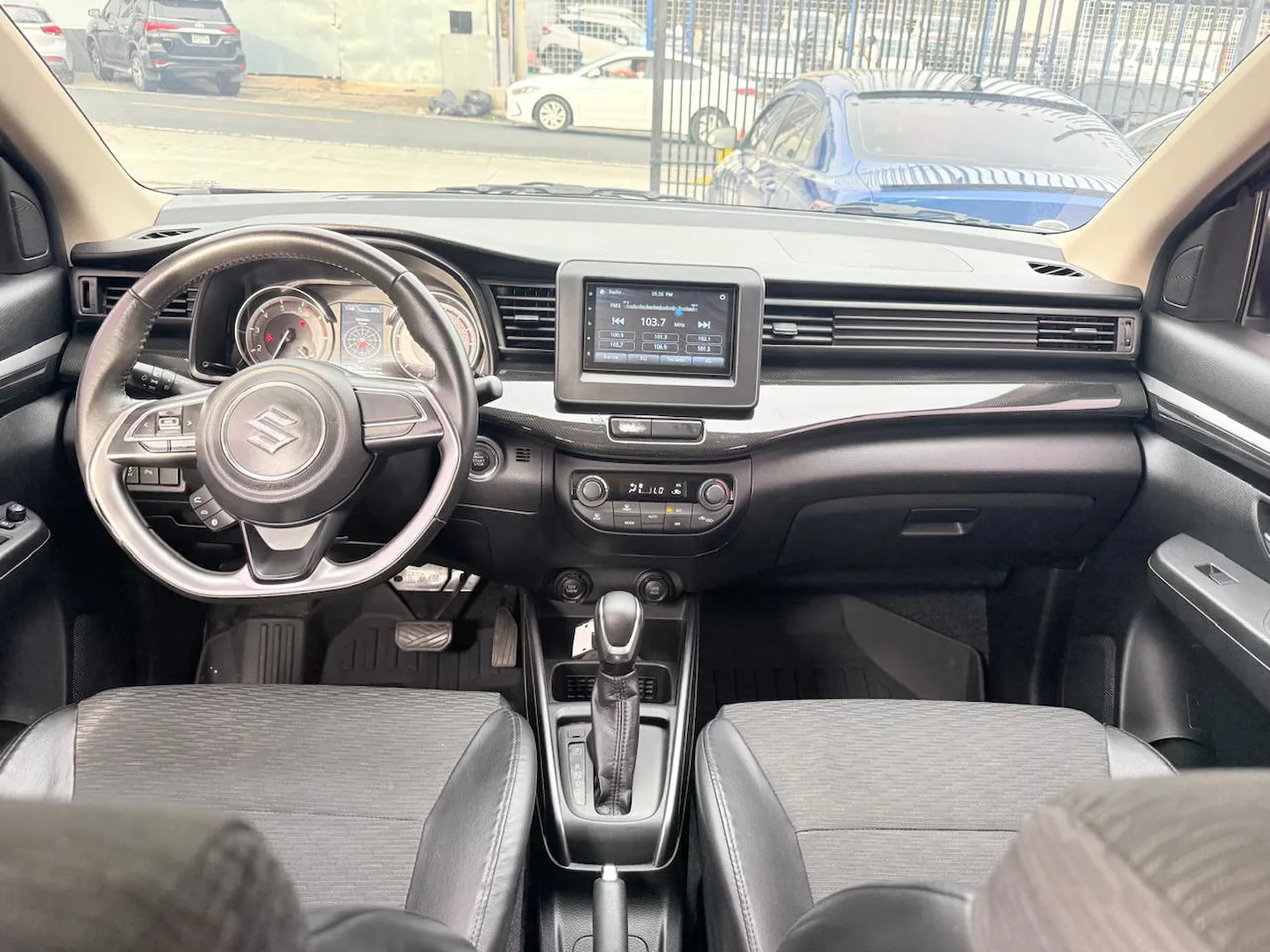 Preview imagenes del auto