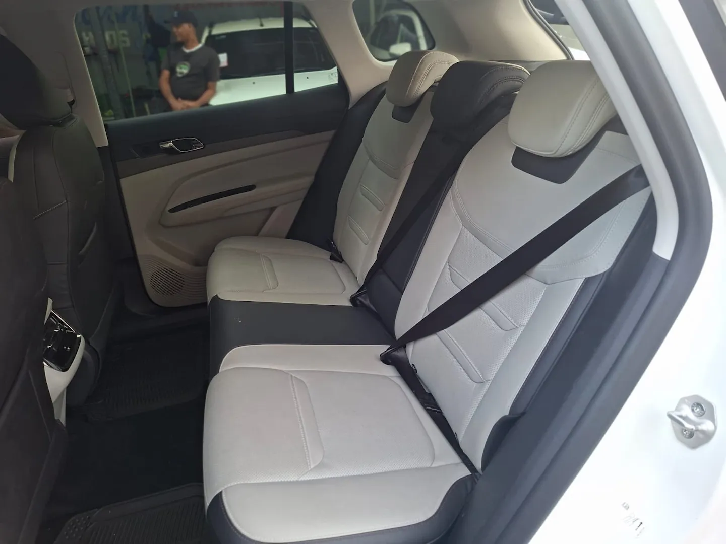 Preview imagenes del auto