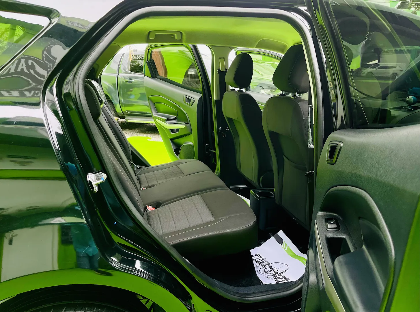 Preview imagenes del auto