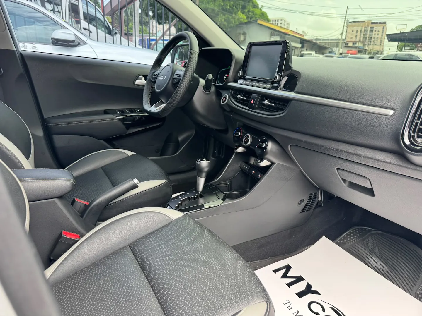 Preview imagenes del auto