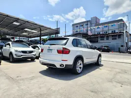 Preview imagenes del auto