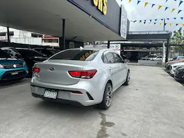 Preview imagenes del auto