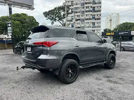 Preview imagenes del auto
