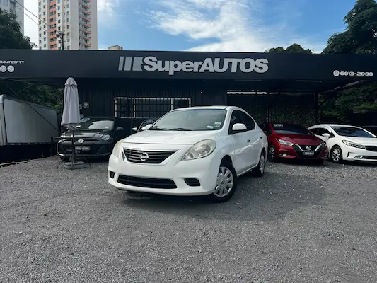 Nissan Versa