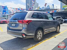 Preview imagenes del auto